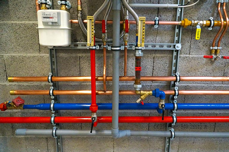 Radiant heat pipes